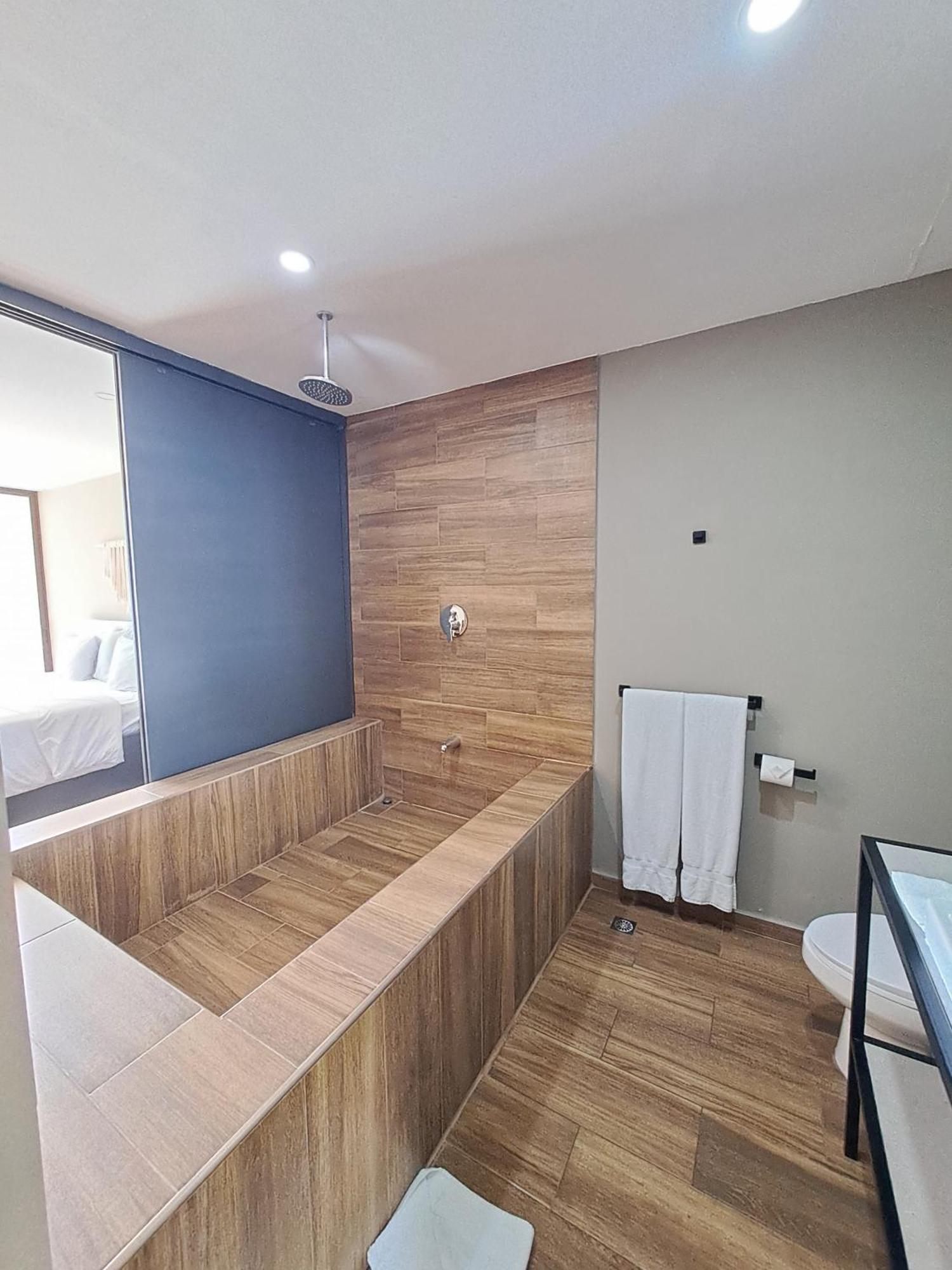 El Congo Cardedeu Hotel Lago De Coatepeque מראה חיצוני תמונה